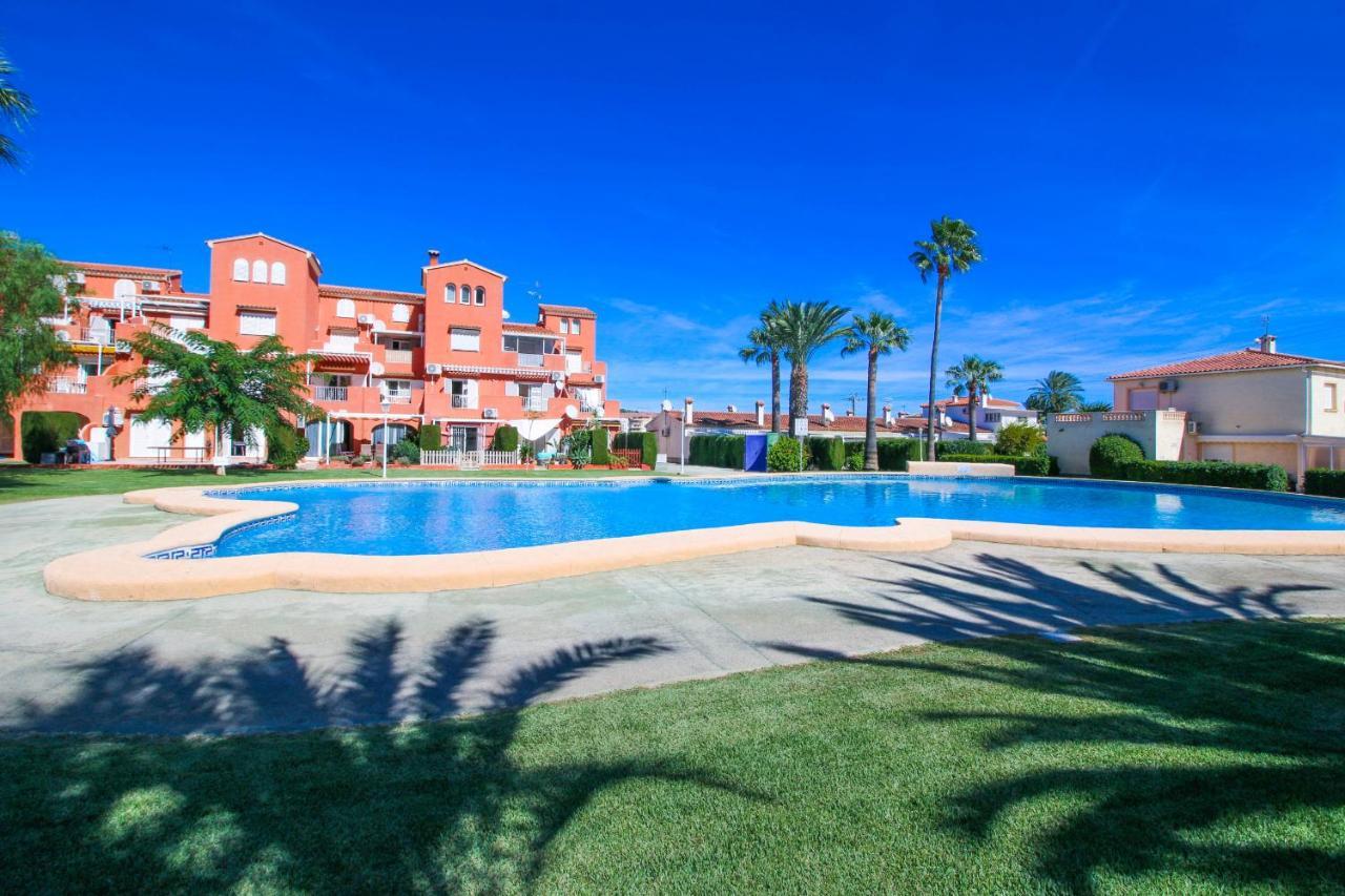 Вілла Residencial El Cortijo Денія Екстер'єр фото